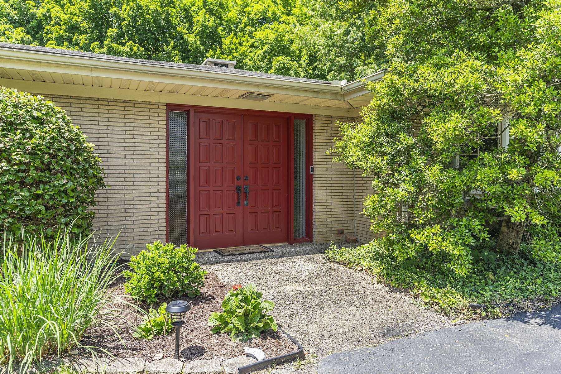 Lexington, Kentucky 40502, United States, 3 Bedrooms Bedrooms, ,2 BathroomsBathrooms,Residential,Active,116864