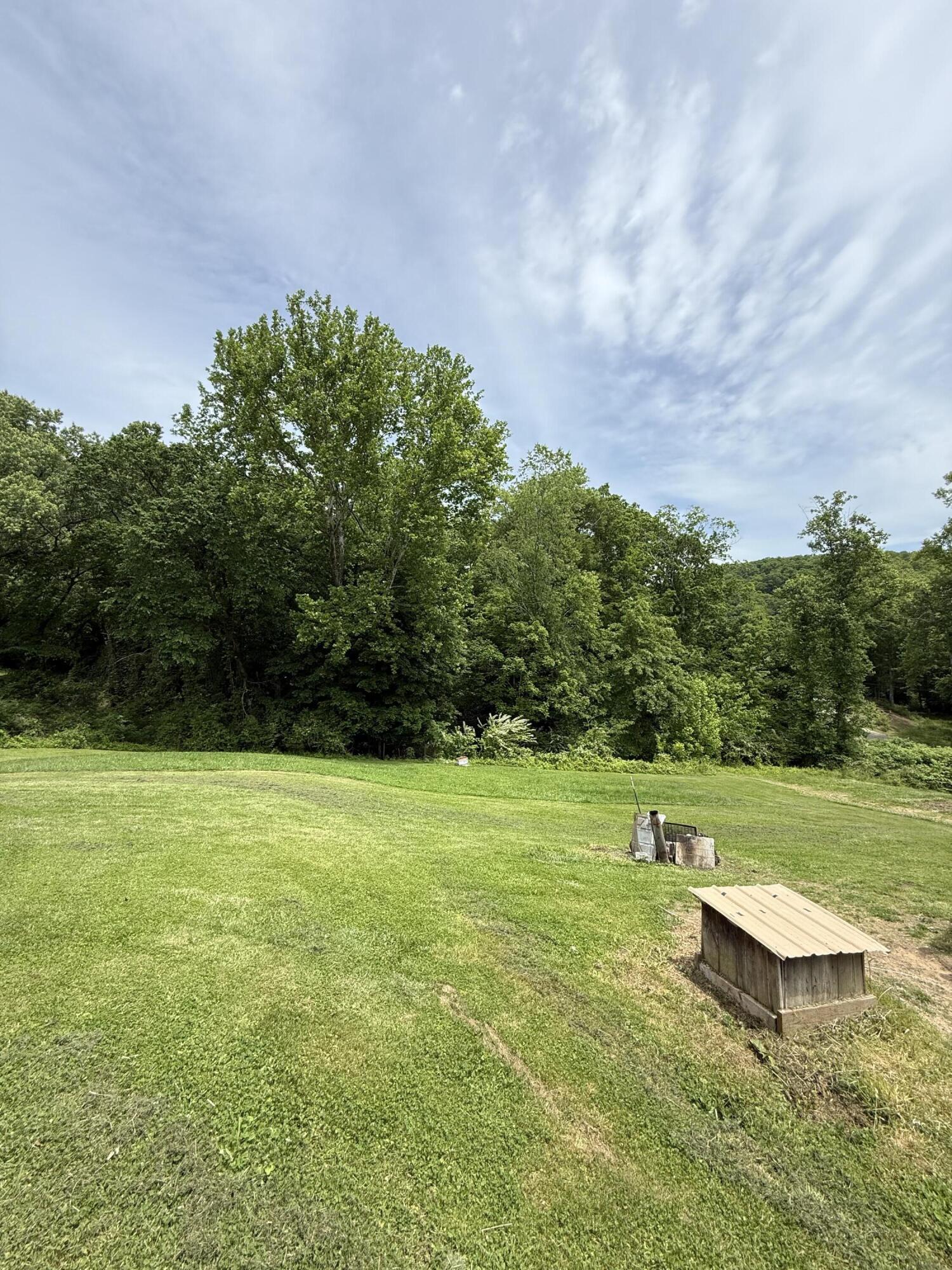 Beattyville, Kentucky 41311, United States, 2 Bedrooms Bedrooms, ,1 BathroomBathrooms,Residential,Active,146004