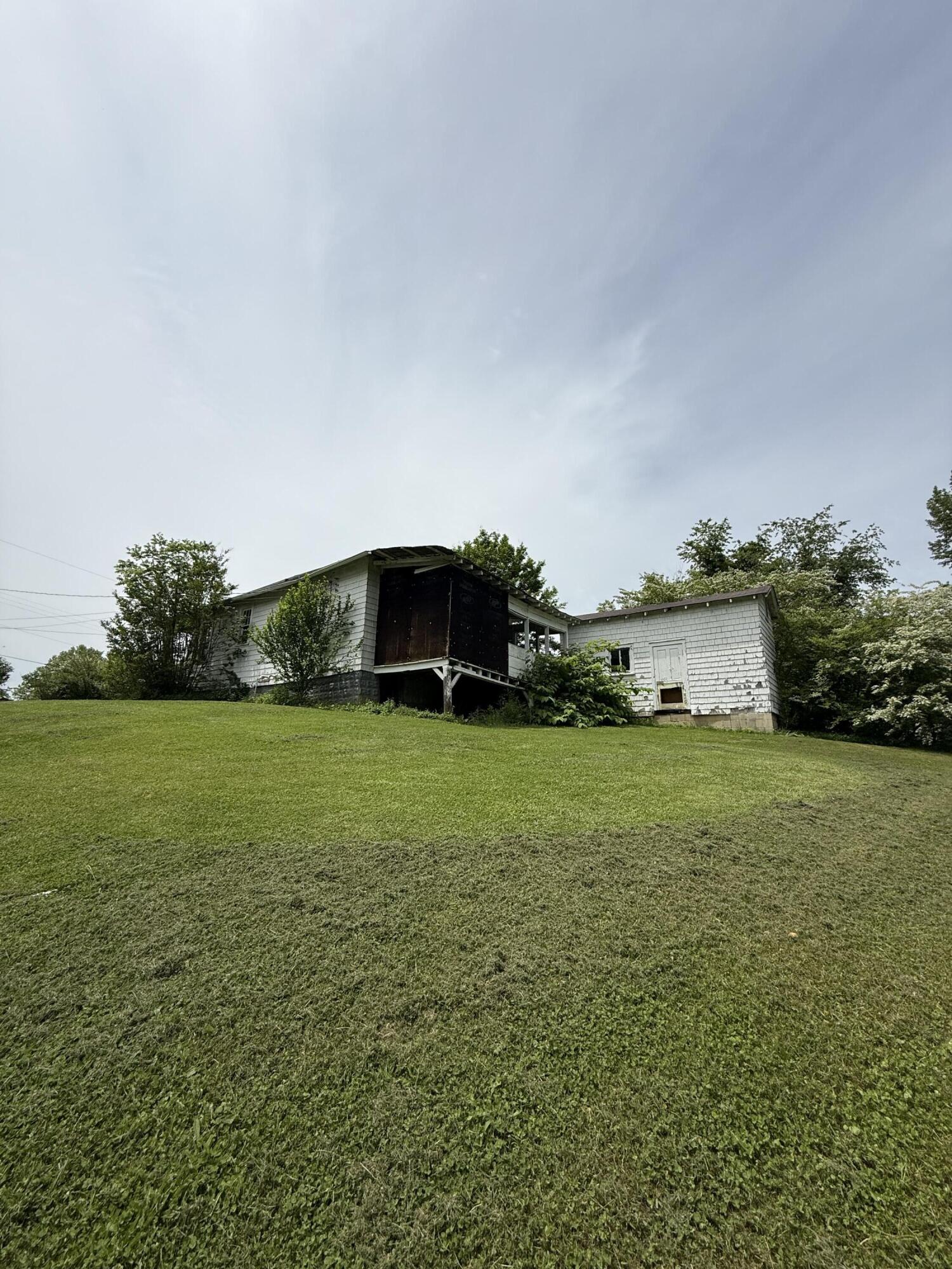 Beattyville, Kentucky 41311, United States, 2 Bedrooms Bedrooms, ,1 BathroomBathrooms,Residential,Active,146004