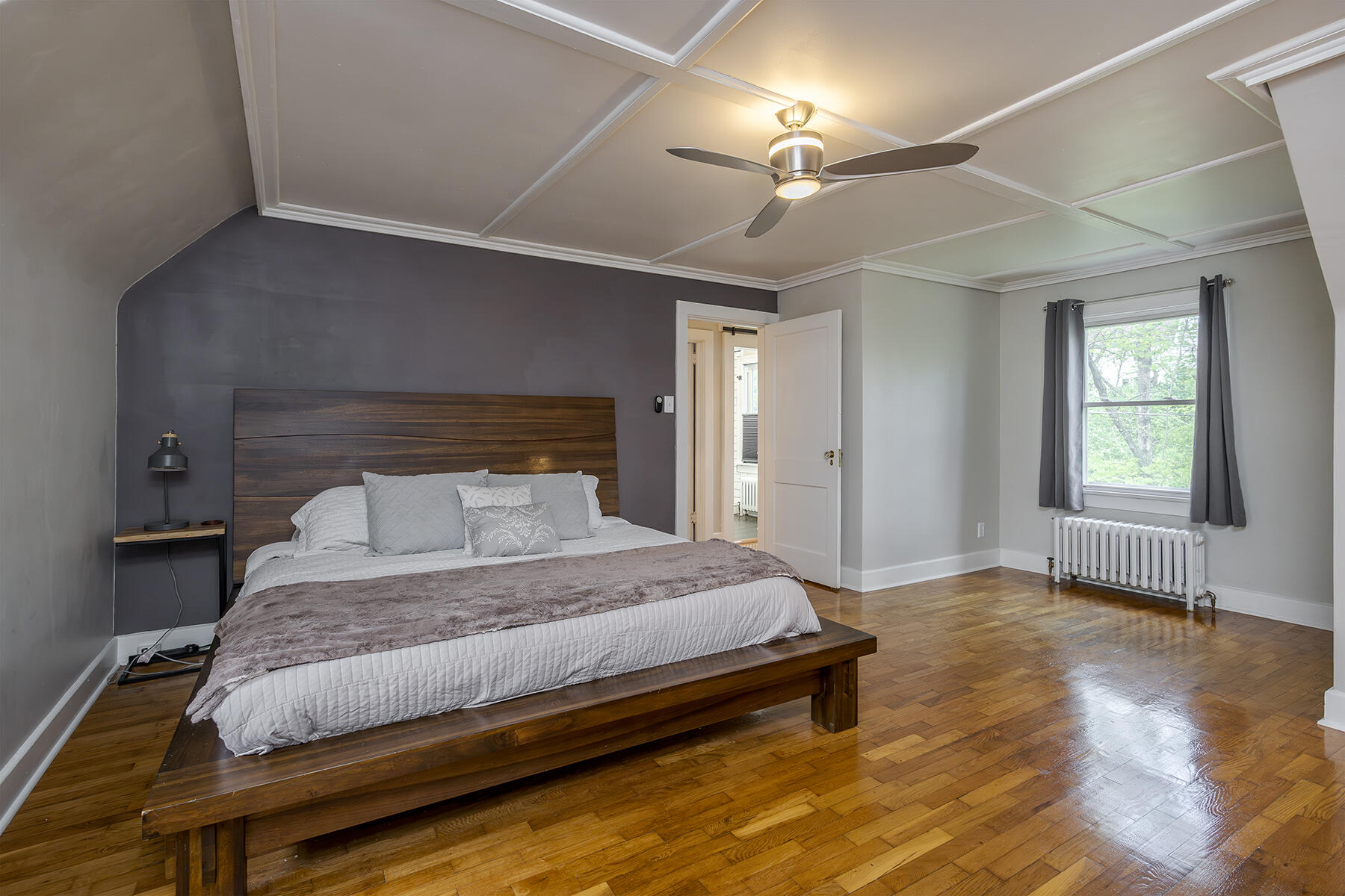 Berea, Kentucky 40403, United States, 4 Bedrooms Bedrooms, ,3 BathroomsBathrooms,Residential,Contingent,115744