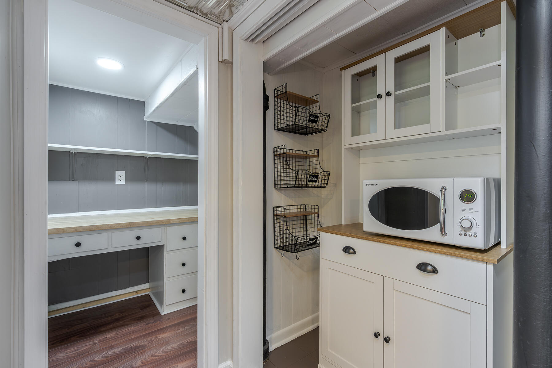 Berea, Kentucky 40403, United States, 4 Bedrooms Bedrooms, ,3 BathroomsBathrooms,Residential,Contingent,115744