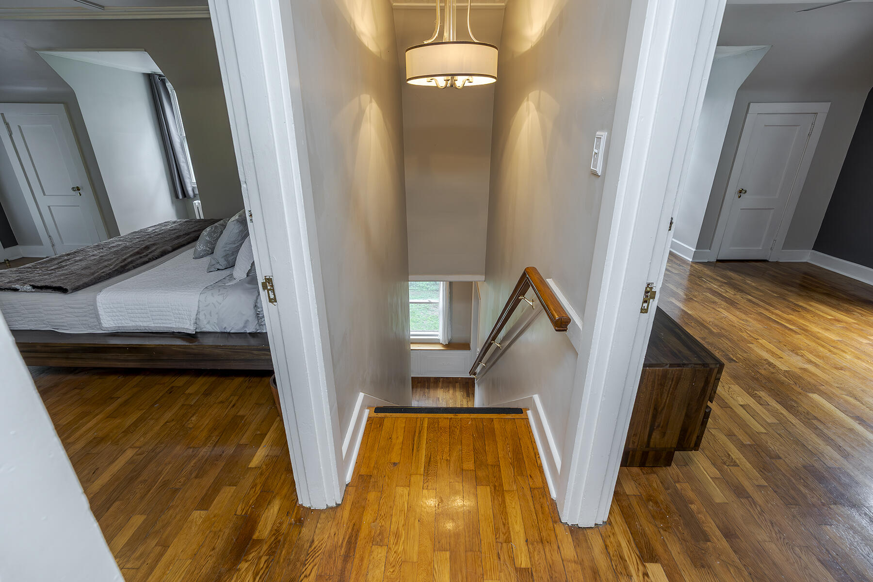 Berea, Kentucky 40403, United States, 4 Bedrooms Bedrooms, ,3 BathroomsBathrooms,Residential,Contingent,115744