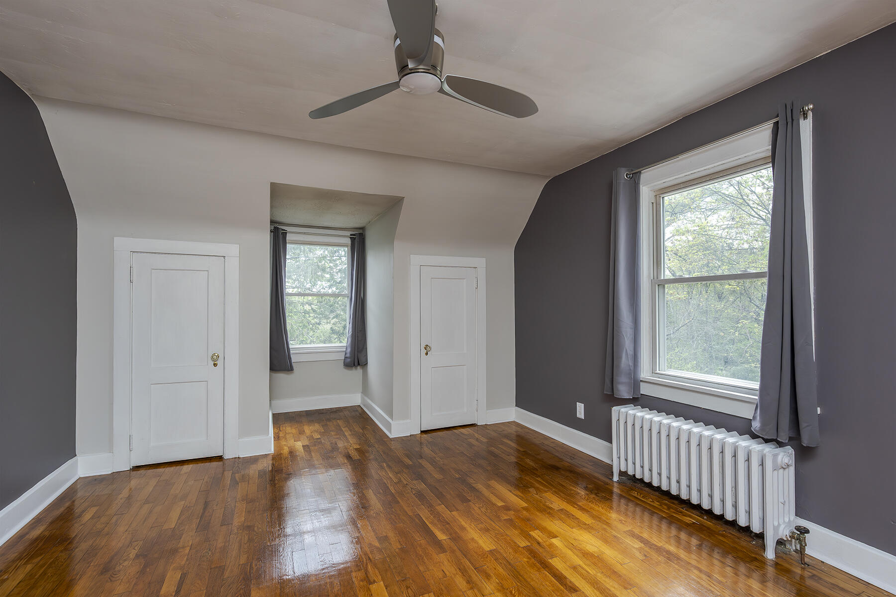 Berea, Kentucky 40403, United States, 4 Bedrooms Bedrooms, ,3 BathroomsBathrooms,Residential,Contingent,115744