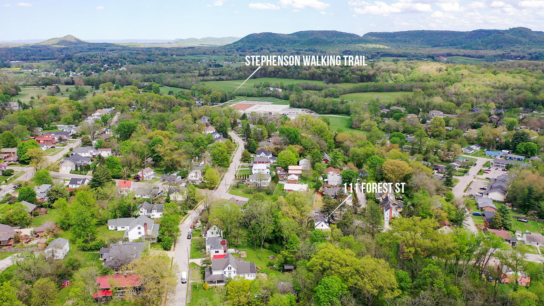 Berea, Kentucky 40403, United States, 4 Bedrooms Bedrooms, ,3 BathroomsBathrooms,Residential,Contingent,115744