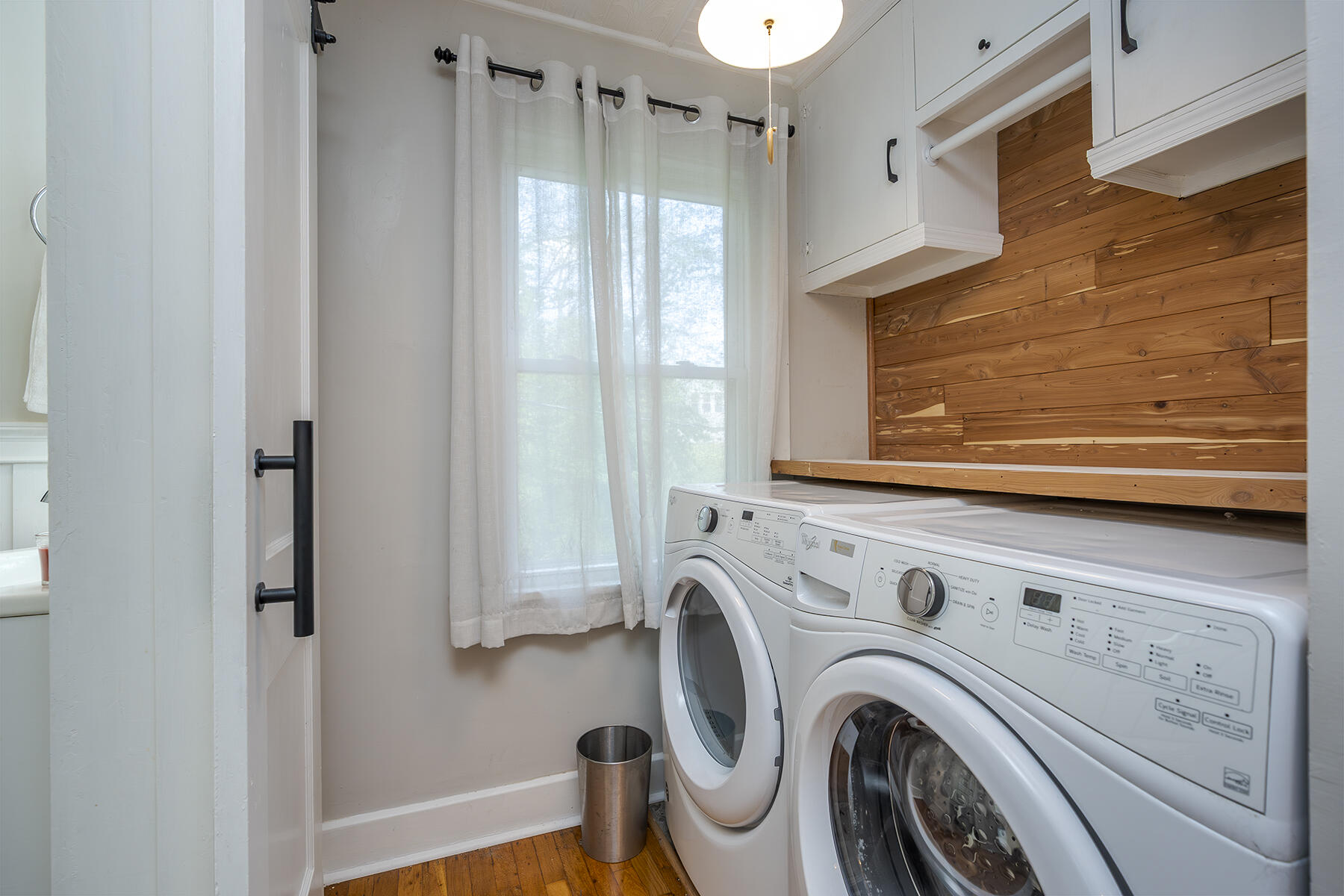 Berea, Kentucky 40403, United States, 4 Bedrooms Bedrooms, ,3 BathroomsBathrooms,Residential,Contingent,115744