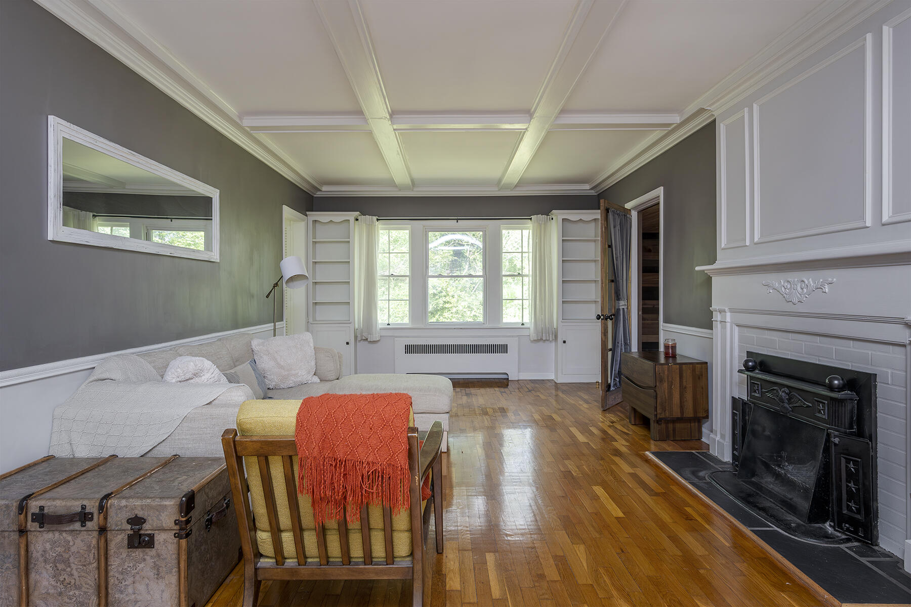 Berea, Kentucky 40403, United States, 4 Bedrooms Bedrooms, ,3 BathroomsBathrooms,Residential,Contingent,115744