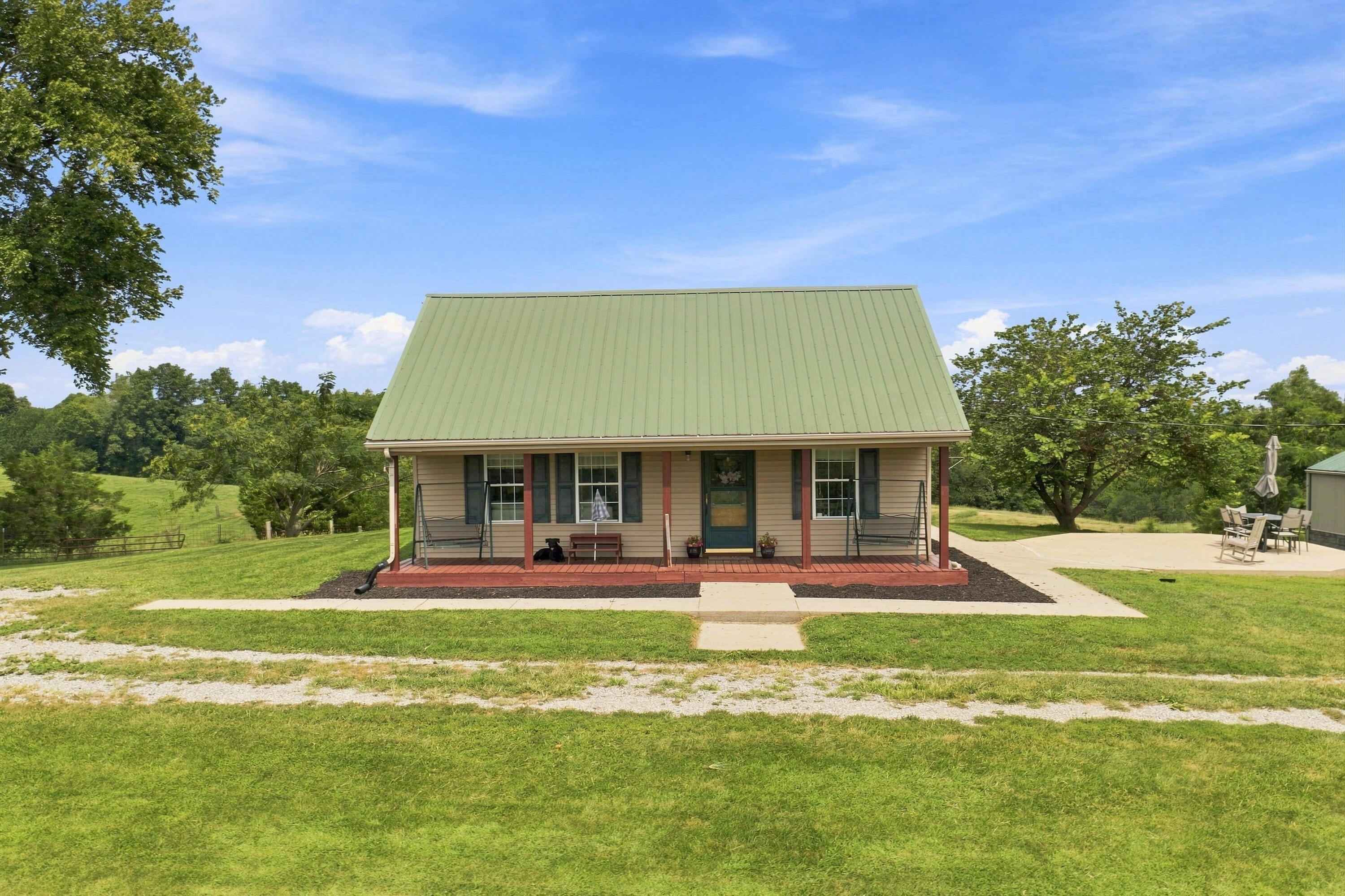 1058 Otis Franklin Road - Photo 2