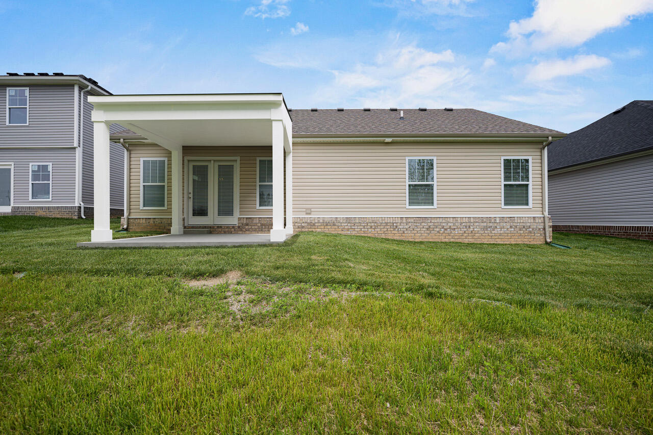 Richmond, Kentucky 40475, United States, 3 Bedrooms Bedrooms, ,2 BathroomsBathrooms,Residential,Active,182734