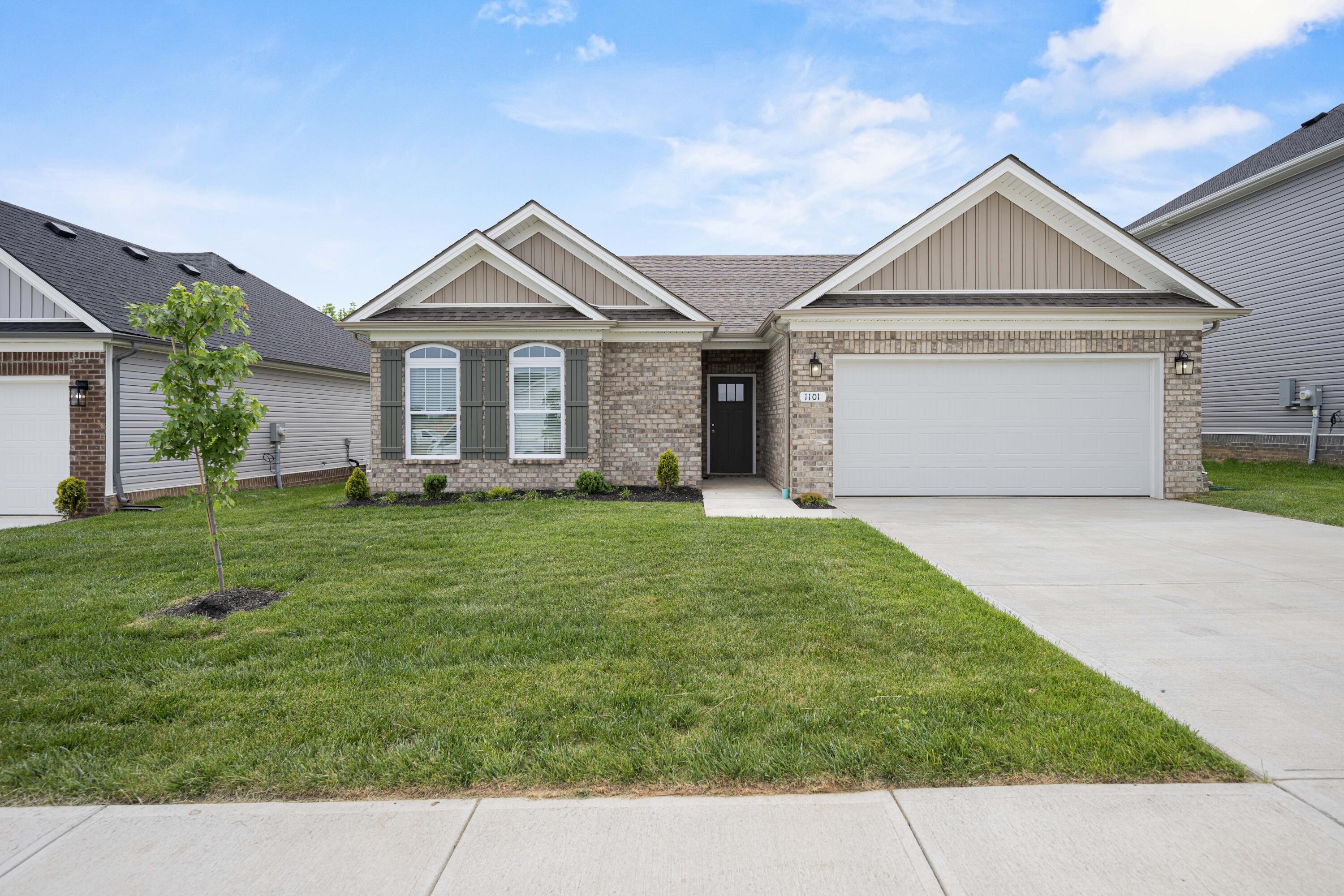 Richmond, Kentucky 40475, United States, 3 Bedrooms Bedrooms, ,2 BathroomsBathrooms,Residential,Active,182734