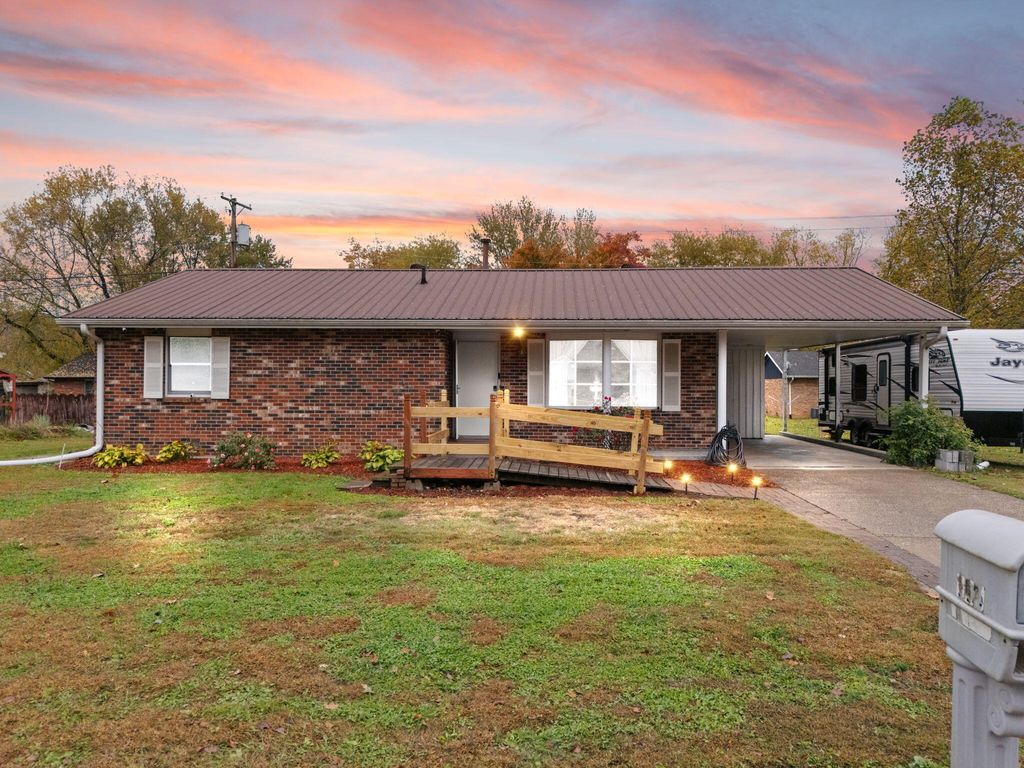 Photo of 116 Fyrl Street, Clearfield, KY 40313 (MLS # 25505138)