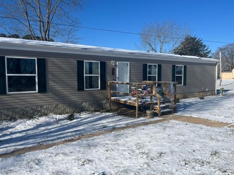 MLS: 25001008