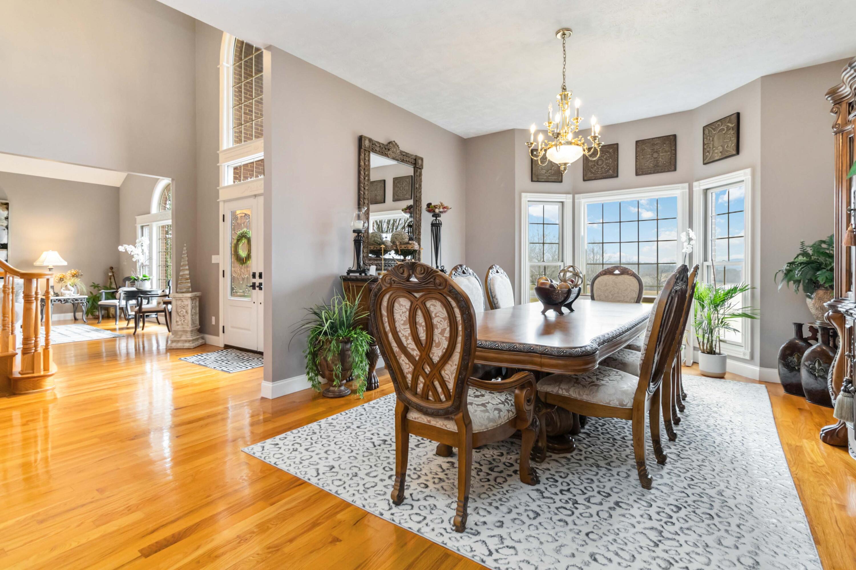 Somerset, Kentucky, 42503, United States, 5 Bedrooms Bedrooms, ,4 BathroomsBathrooms,Residential,Active,2022313