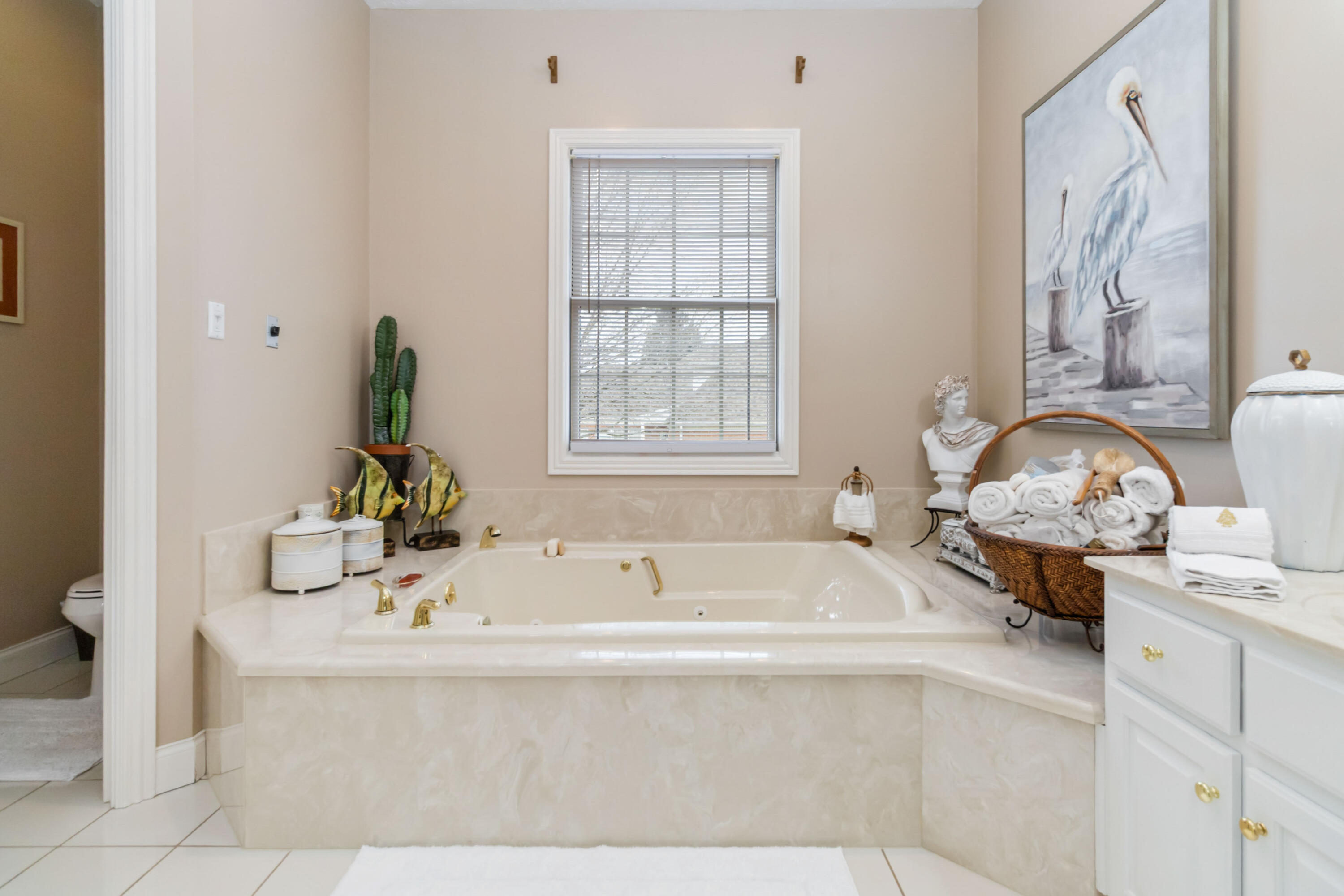 Somerset, Kentucky, 42503, United States, 5 Bedrooms Bedrooms, ,4 BathroomsBathrooms,Residential,Active,2022313