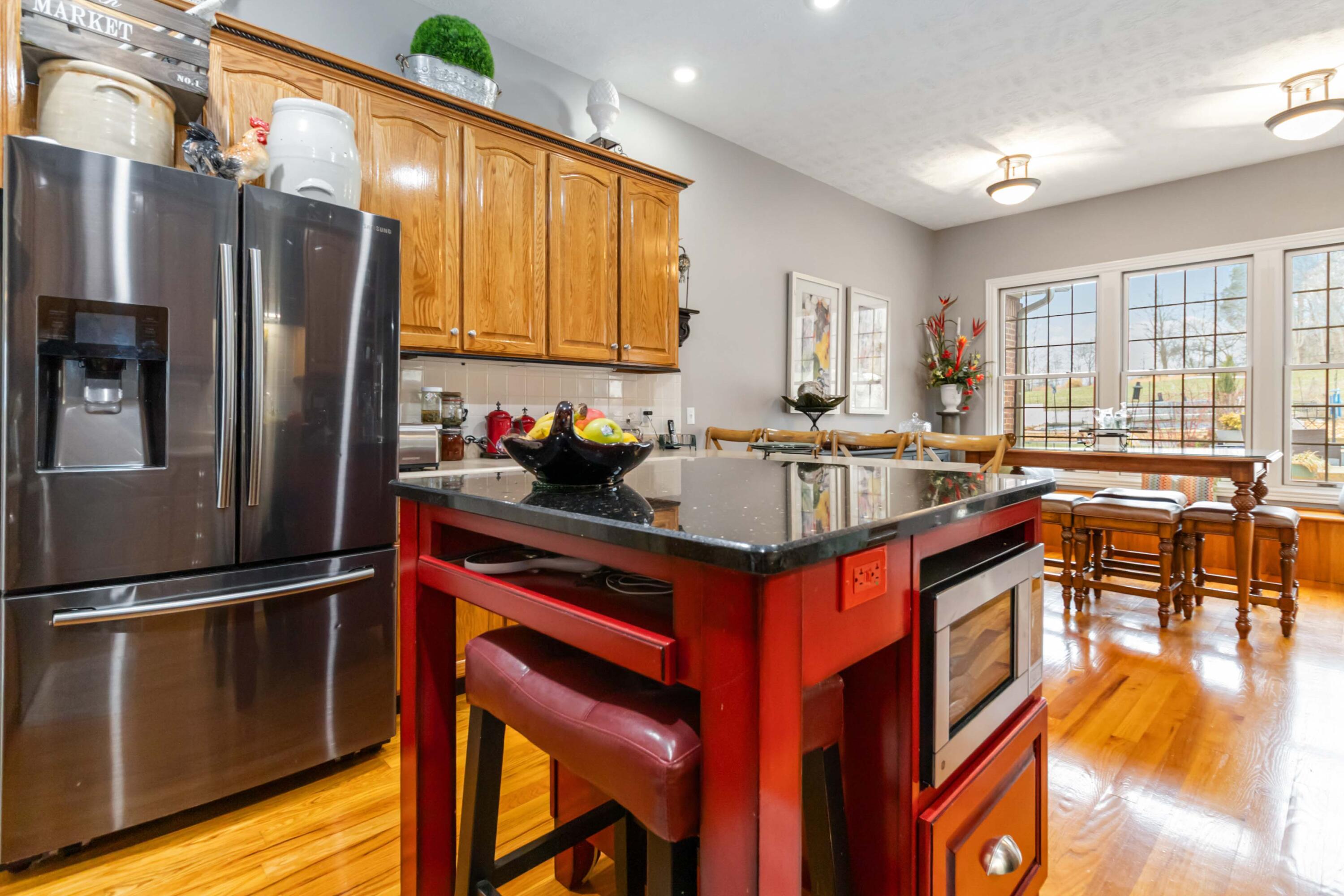 Somerset, Kentucky, 42503, United States, 5 Bedrooms Bedrooms, ,4 BathroomsBathrooms,Residential,Active,2022313