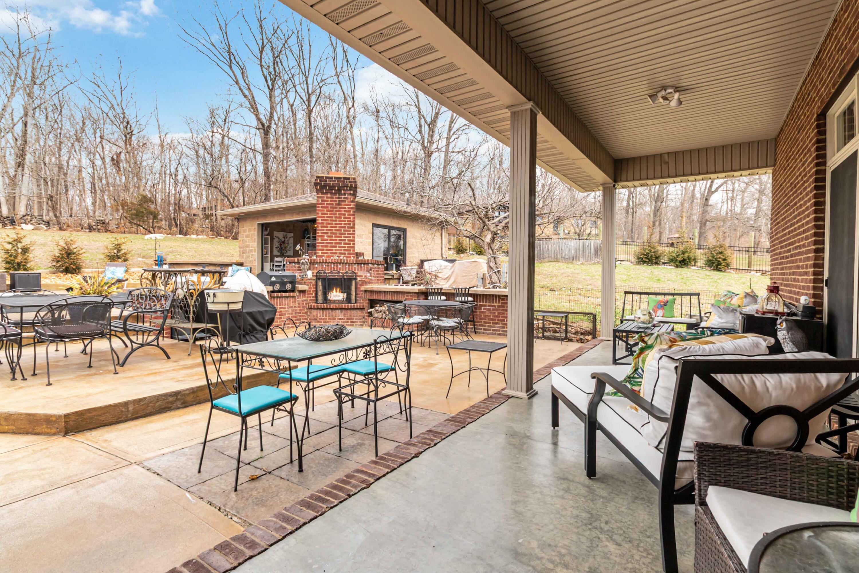 Somerset, Kentucky, 42503, United States, 5 Bedrooms Bedrooms, ,4 BathroomsBathrooms,Residential,Active,2022313