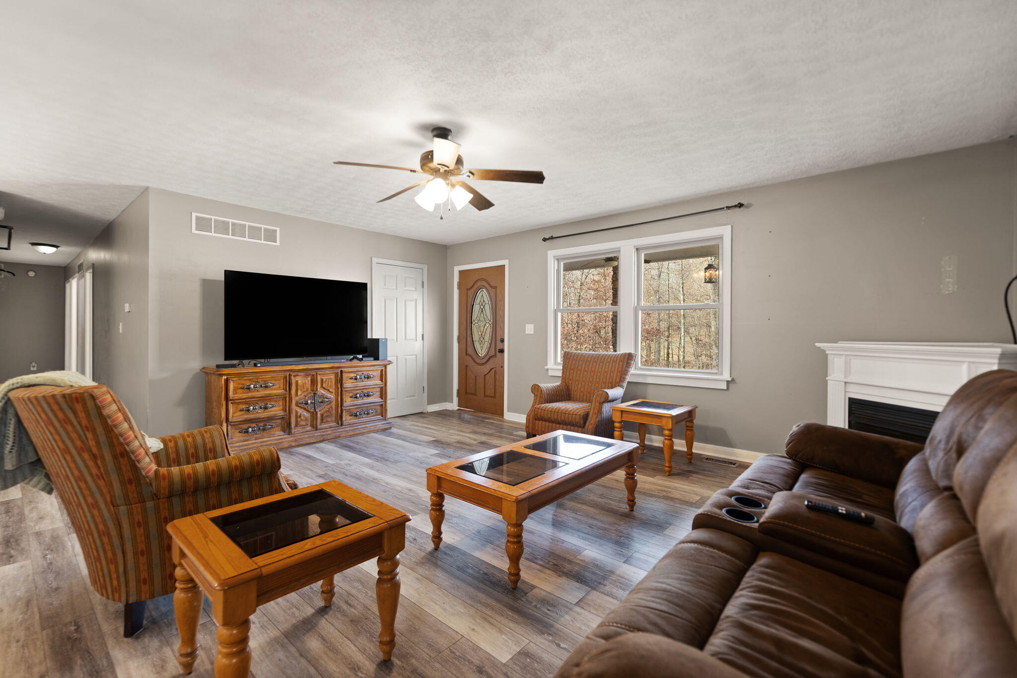 Clay City, Kentucky 40312, United States, 3 Bedrooms Bedrooms, ,2 BathroomsBathrooms,Residential,Contingent,32467