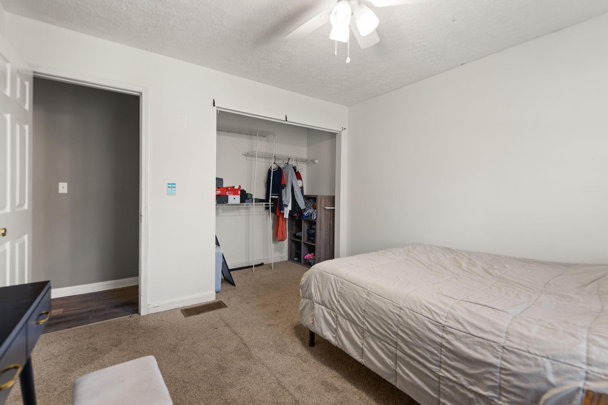 Clay City, Kentucky 40312, United States, 3 Bedrooms Bedrooms, ,2 BathroomsBathrooms,Residential,Contingent,32467