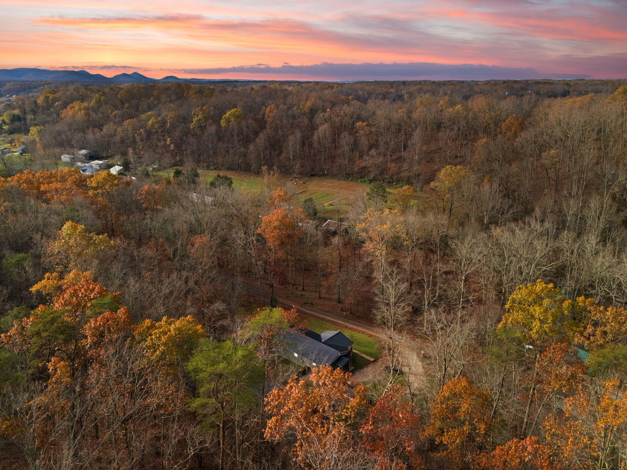 Clay City, Kentucky 40312, United States, 3 Bedrooms Bedrooms, ,2 BathroomsBathrooms,Residential,Contingent,32467