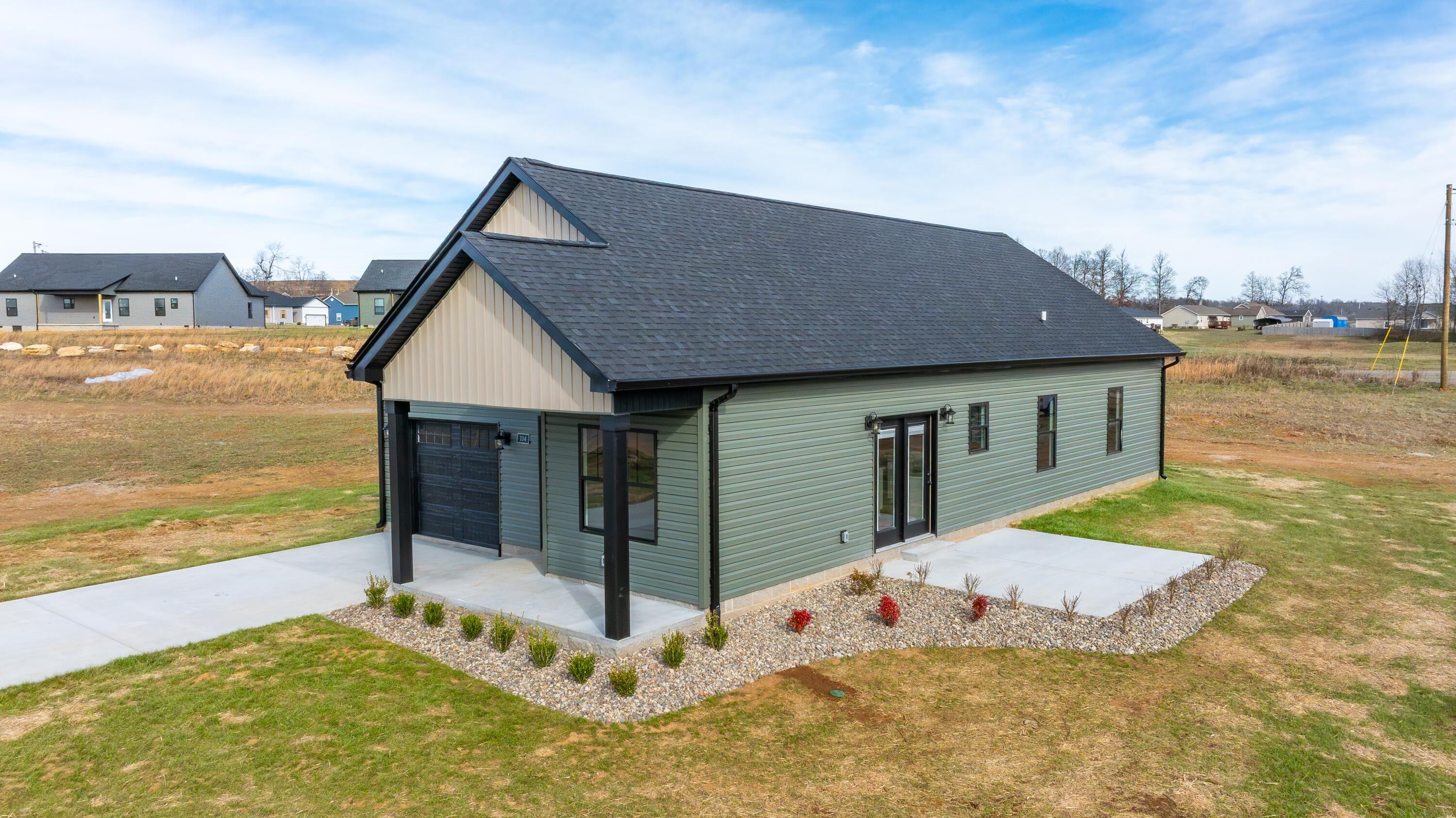 Photo 1 of 22 — 114 Joiner Avenue, Elkton, KY 42220