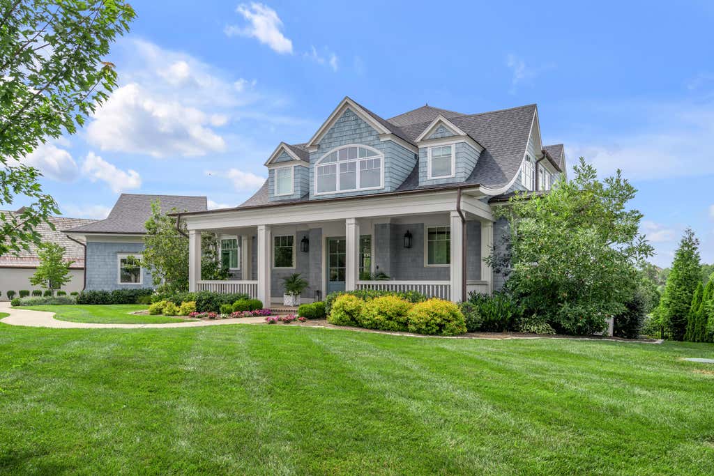 Photo of 415 Keene Manor Circle, Nicholasville, KY 40356 (MLS # 26020533)