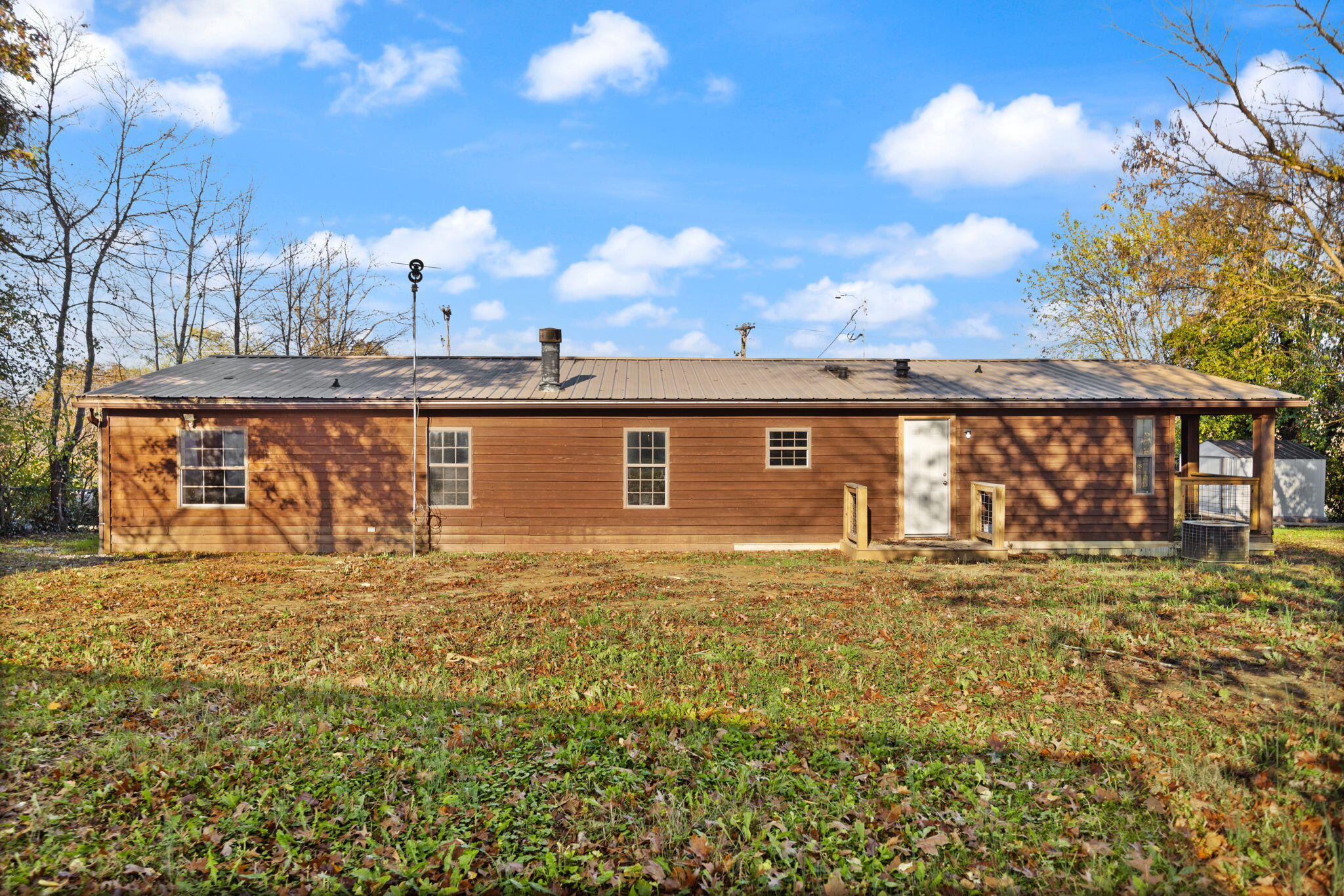 Stanton, Kentucky 40380, United States, 3 Bedrooms Bedrooms, ,2 BathroomsBathrooms,Residential,Active,32459