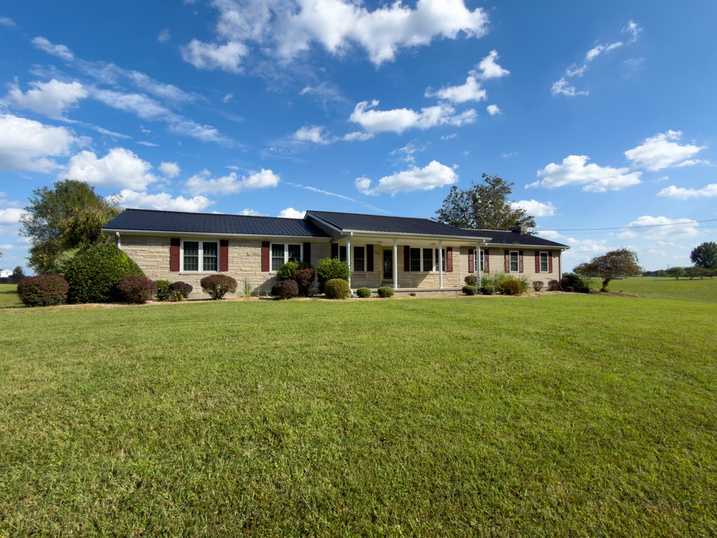 Photo of 1541 Kentucky 206, Dunnville, KY 42528 (MLS # 26025744)