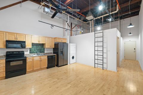 Photo of 222 Bolivar Street Unit 210, Lexington, KY 40508 (MLS # 25506229)