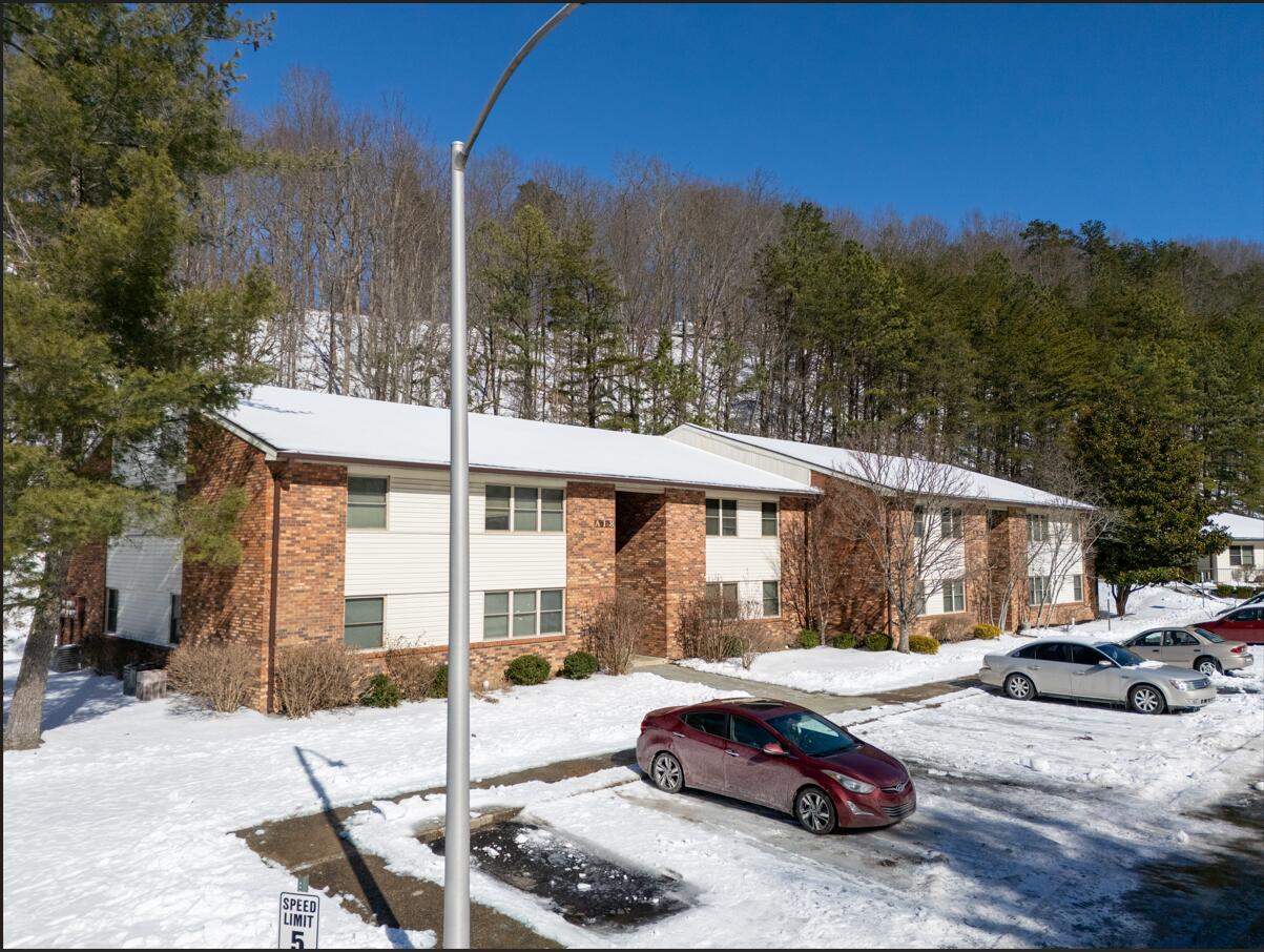 300 Pine Ridge Drive