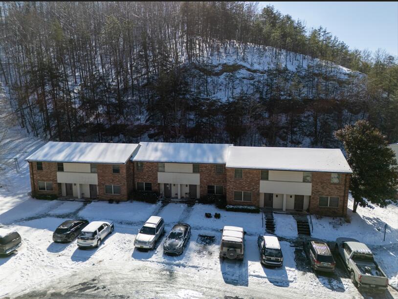 300 Pine Ridge Drive