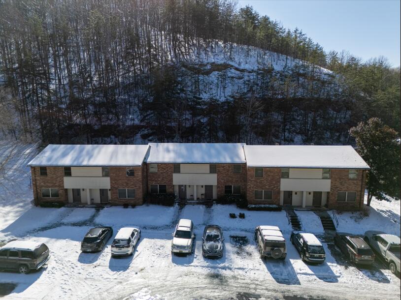 300 Pine Ridge Drive