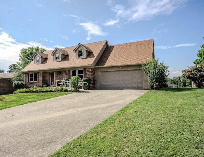 Photo of 120 Lindenwood Lane, Frankfort, KY 40601 (MLS # 26020694)
