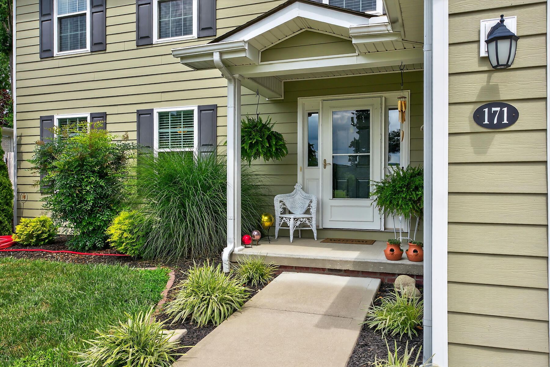 Berea, Kentucky 40403, United States, 4 Bedrooms Bedrooms, ,3 BathroomsBathrooms,Residential,Active,171803