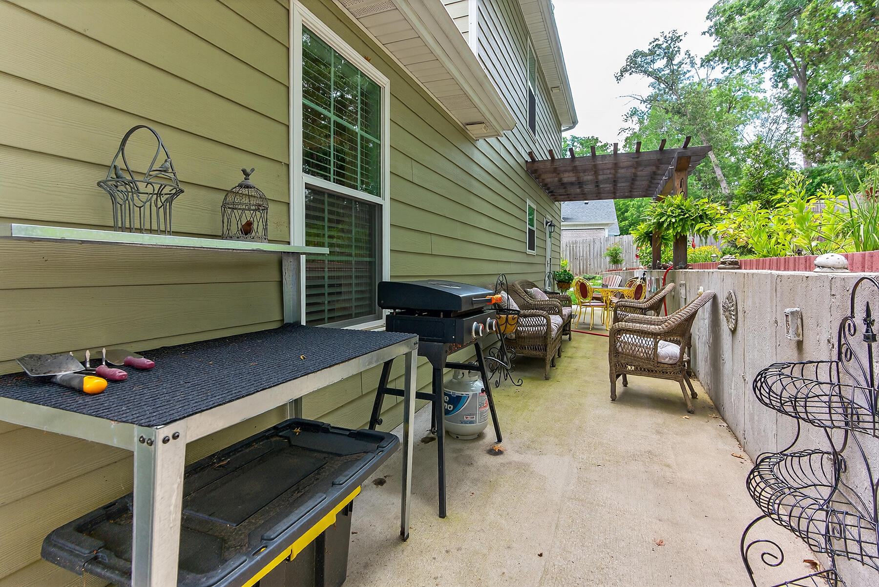 Berea, Kentucky 40403, United States, 4 Bedrooms Bedrooms, ,3 BathroomsBathrooms,Residential,Active,171803