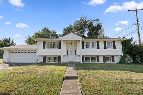Photo of 1754 Harrogate Road, Lexington, KY 40505 (MLS # 25018801)