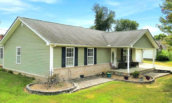 158 RIDGEWOOD CIR, SOMERSET, KY 42503 - Image ae2e4d2ac48f95d2159bb0bc23f57d2a/746942814
