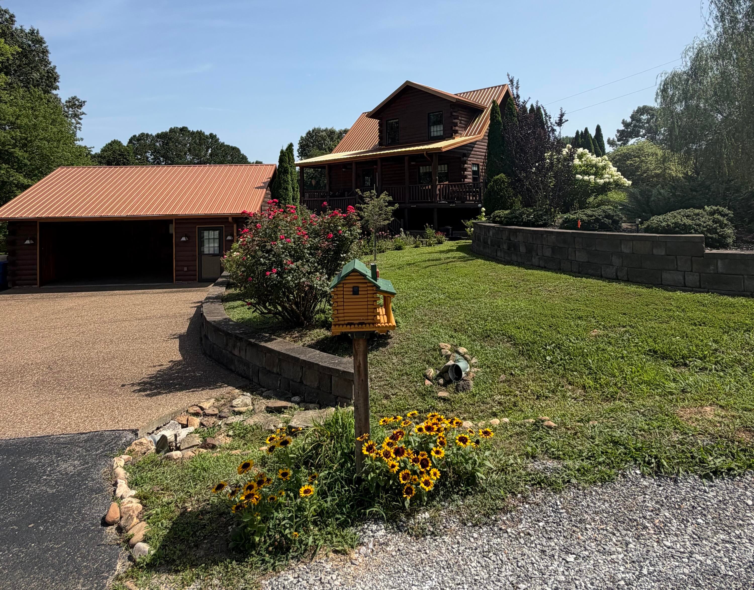 484 Blue Springs Boulevard