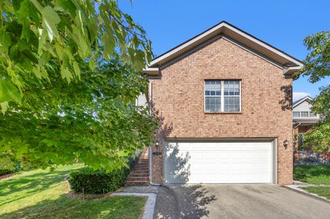 Photo of 2248 Valencia Drive, Lexington, KY 40513 (MLS # 25506288)