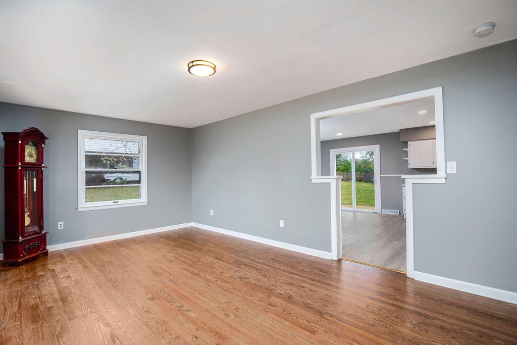 3044 Lynnwood Drive