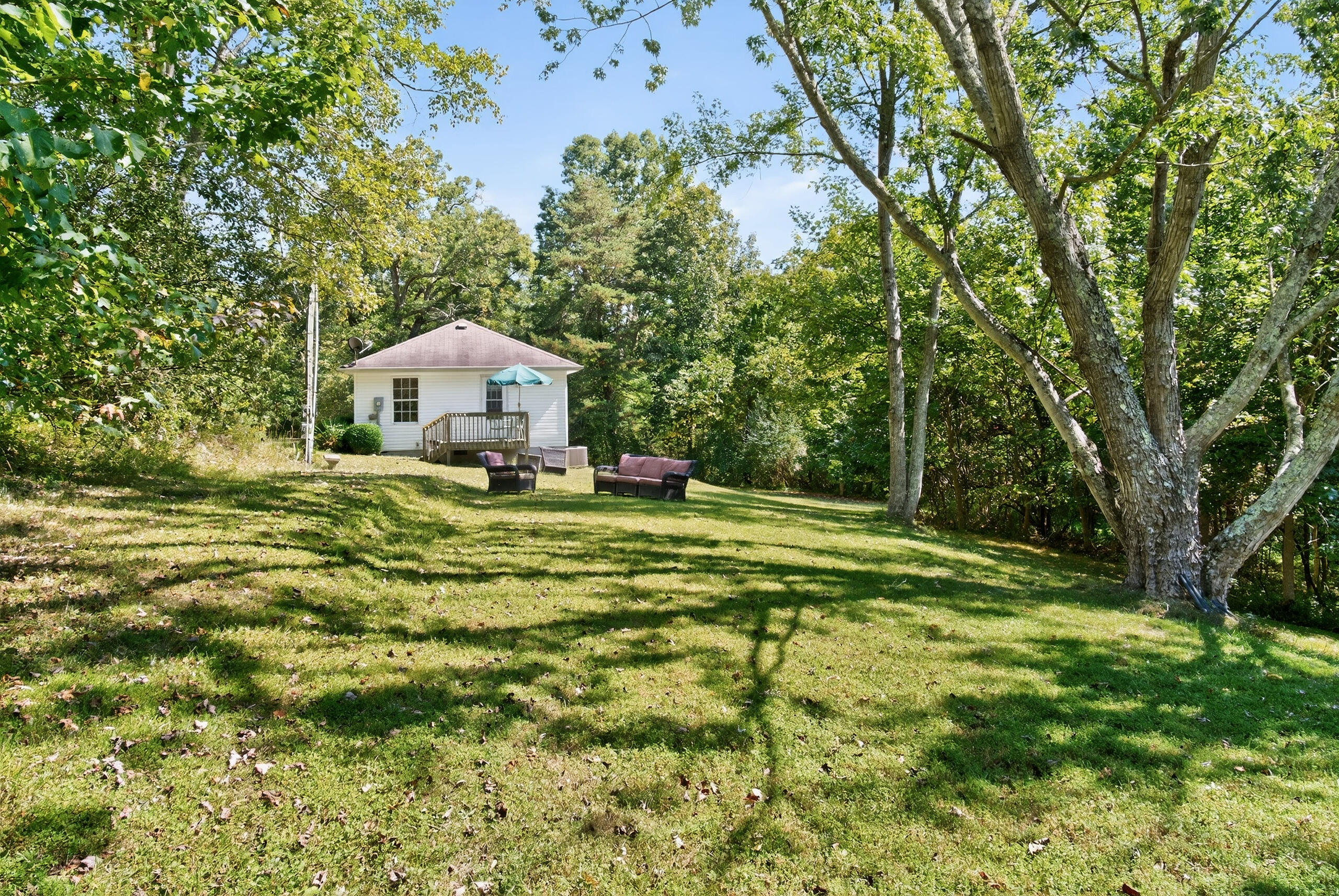 Berea, Kentucky 40403, United States, 2 Bedrooms Bedrooms, ,1 BathroomBathrooms,Residential,Active,214803