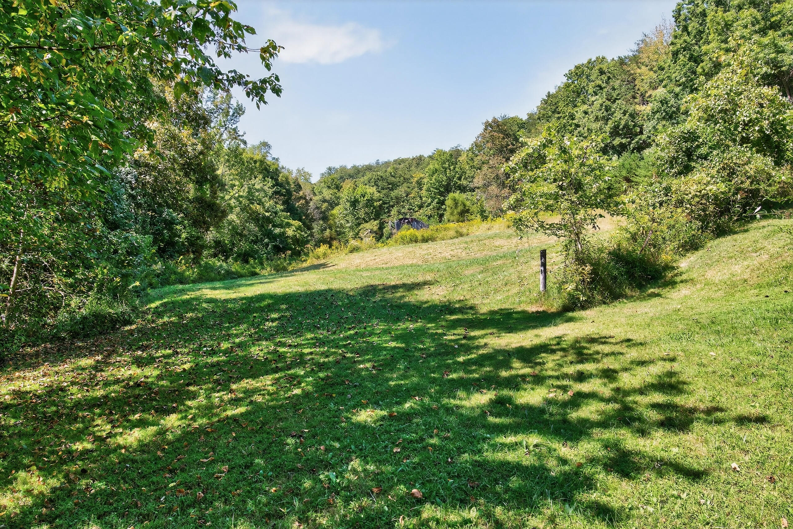 Berea, Kentucky 40403, United States, 2 Bedrooms Bedrooms, ,1 BathroomBathrooms,Residential,Active,214803