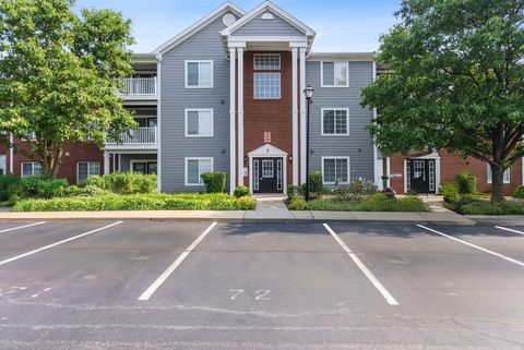 Photo of 2312 Remington Way 3312 #3312, Lexington, KY 40511 (MLS # 25506491)