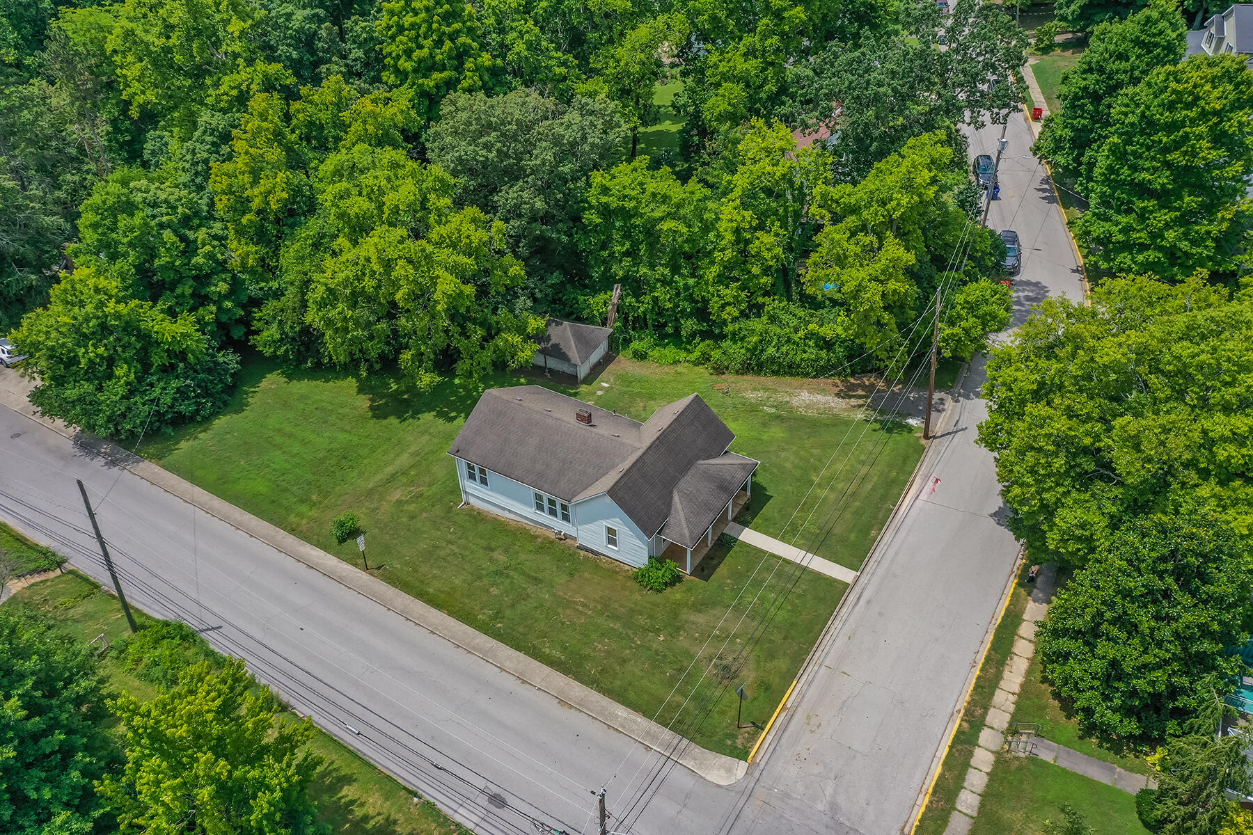 Berea, Kentucky 40403, United States, 4 Bedrooms Bedrooms, ,2 BathroomsBathrooms,Residential,Active,172686