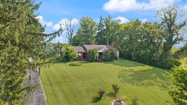702 ROGERS RD, LANCASTER, KY 40444 - Image b5e2ebd0a7fd60a36b8b7af9704f170b/286078672