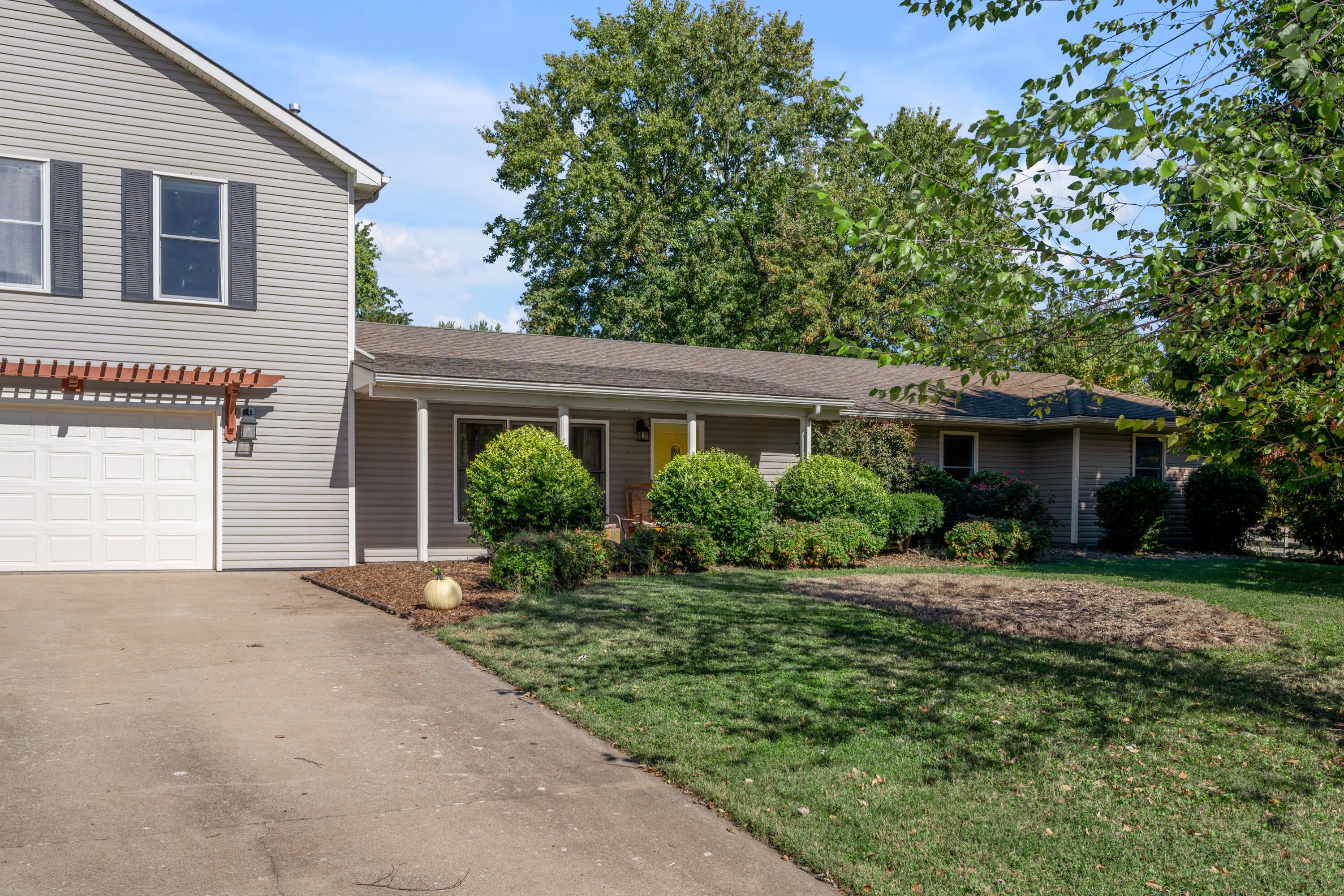3028 Arrowhead Drive