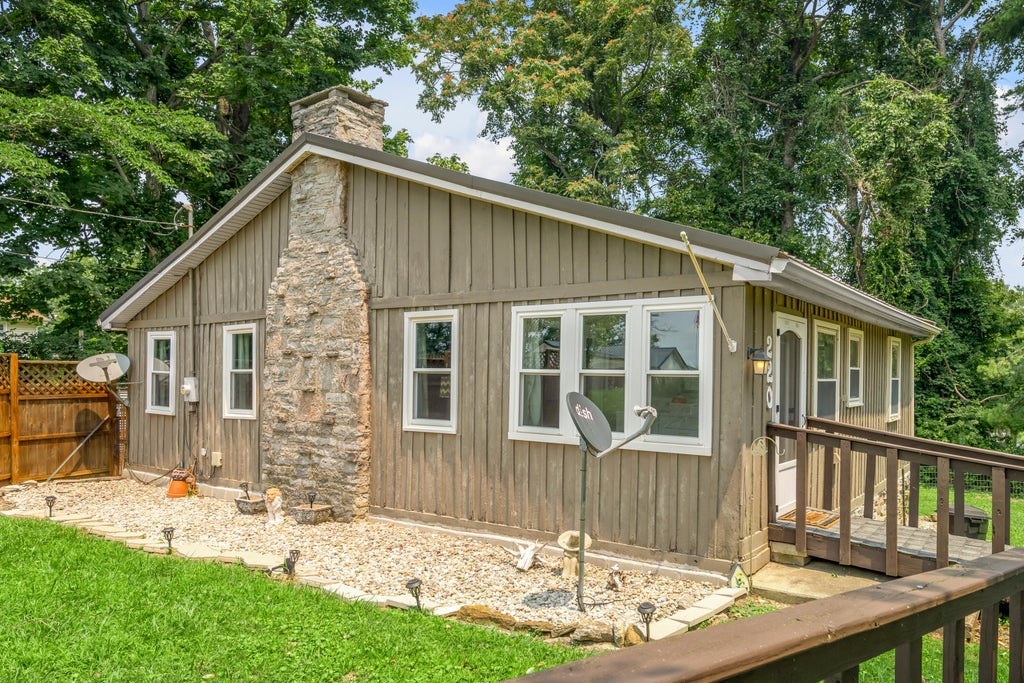 Photo of 220 Kennedy Lane, Lancaster, KY 40444 (MLS # 26020463)