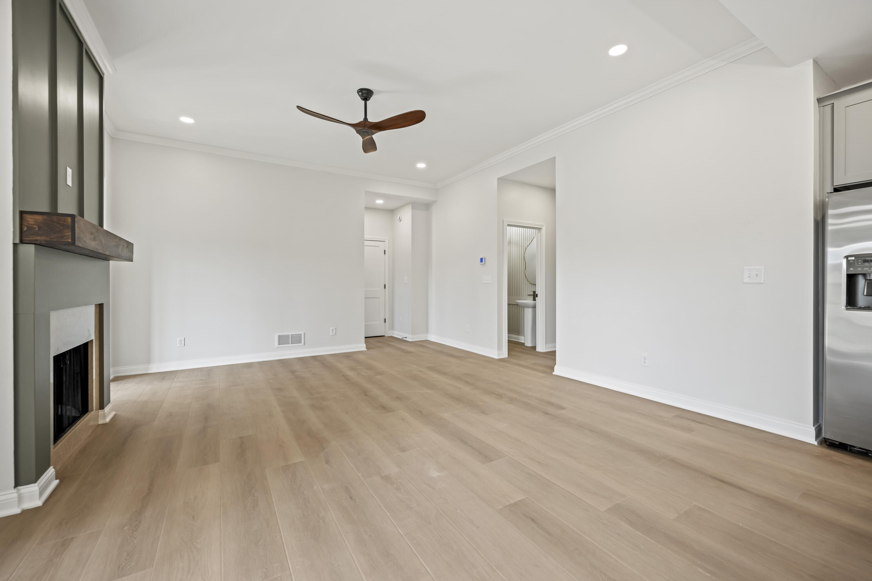 Richmond, Kentucky 40475, United States, 3 Bedrooms Bedrooms, ,3 BathroomsBathrooms,Residential,Active,159071