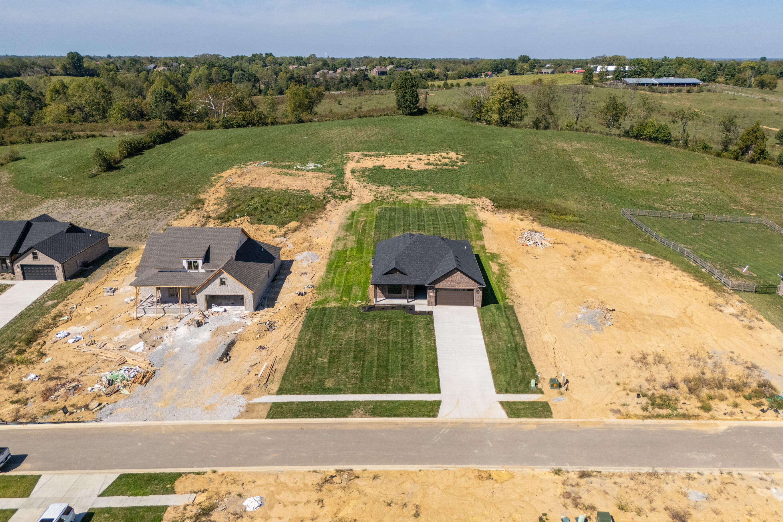 Richmond, Kentucky 40475, United States, 3 Bedrooms Bedrooms, ,3 BathroomsBathrooms,Residential,Active,159071