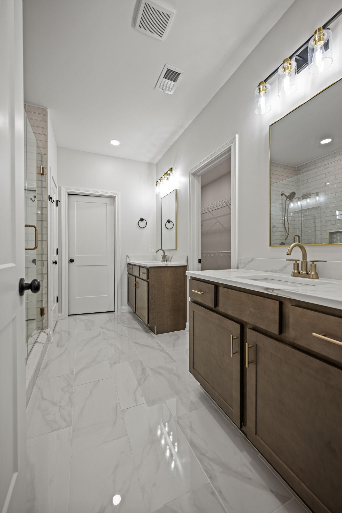 Richmond, Kentucky 40475, United States, 3 Bedrooms Bedrooms, ,3 BathroomsBathrooms,Residential,Active,159071