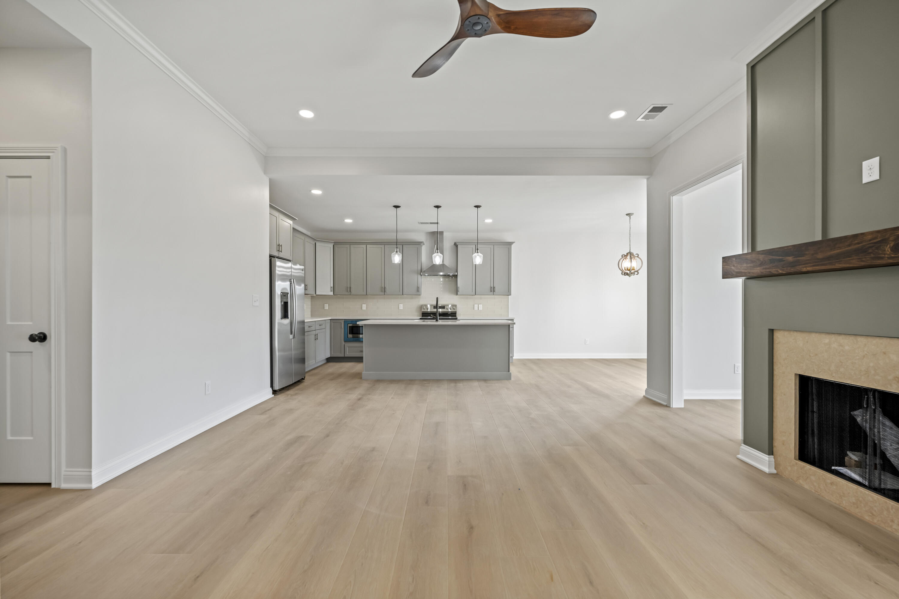 Richmond, Kentucky 40475, United States, 3 Bedrooms Bedrooms, ,3 BathroomsBathrooms,Residential,Active,159071