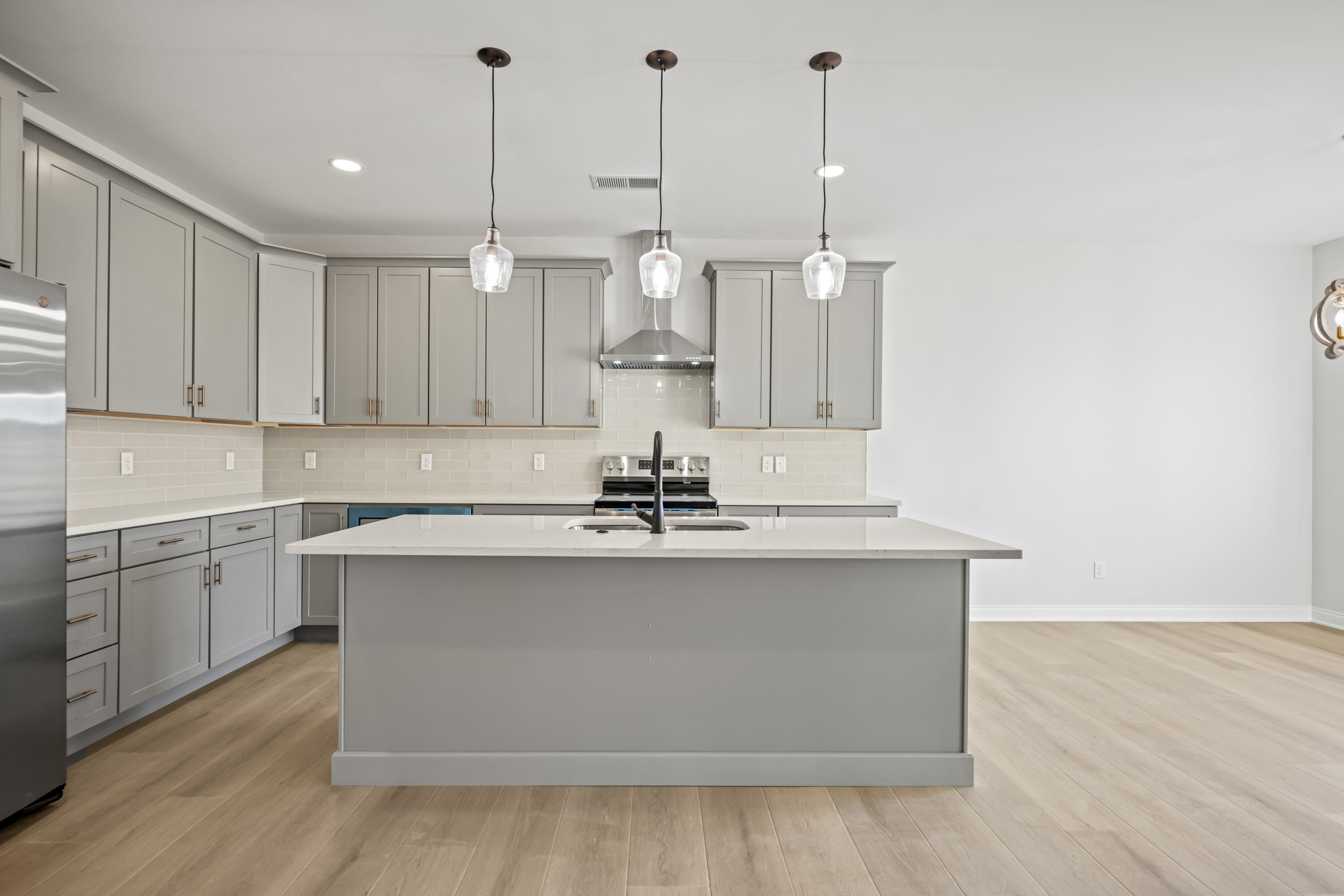 Richmond, Kentucky 40475, United States, 3 Bedrooms Bedrooms, ,3 BathroomsBathrooms,Residential,Active,159071